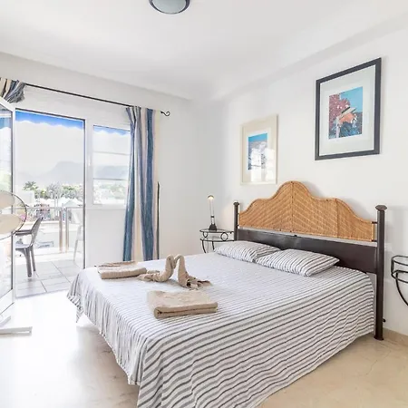 Apartmán Flatguest + + 2bdr + Terrace *